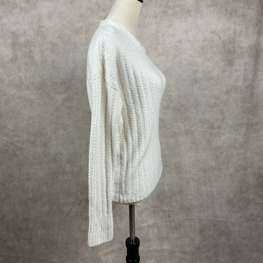 GAP Women's Cream Textured Knit Crew Neck Long Sleeve Sweater Size M